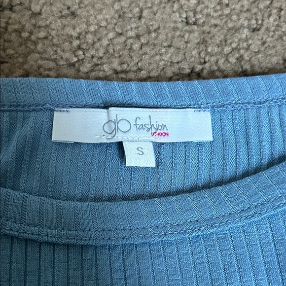 Sky Blue Ribbed Tank Top - Picture 3 of 3